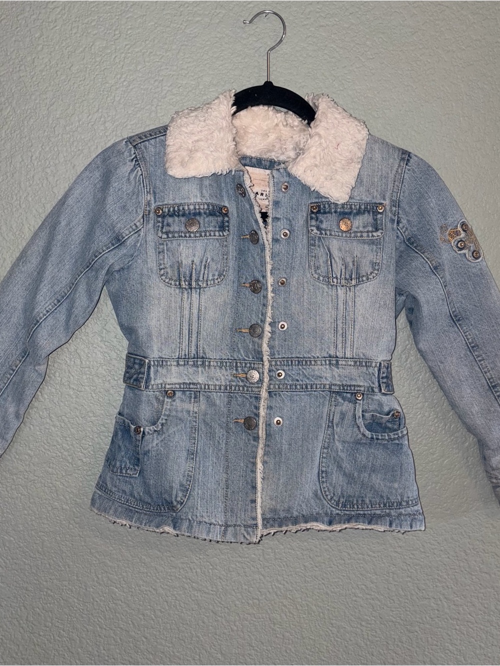 Light Wash Denim Sherpa-Lined girls Jacket - Blue